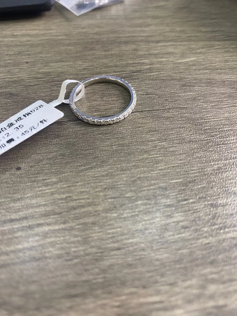 铂金镶嵌戒指028