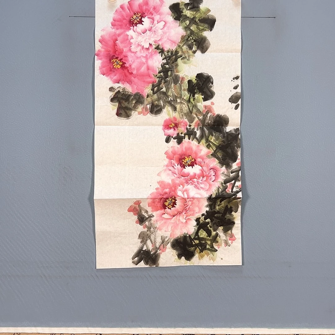 国画115 牡丹花鸟等多种图案构成一体