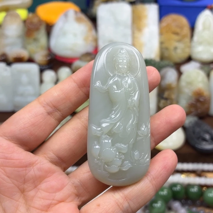 颈饰未镶嵌和田玉