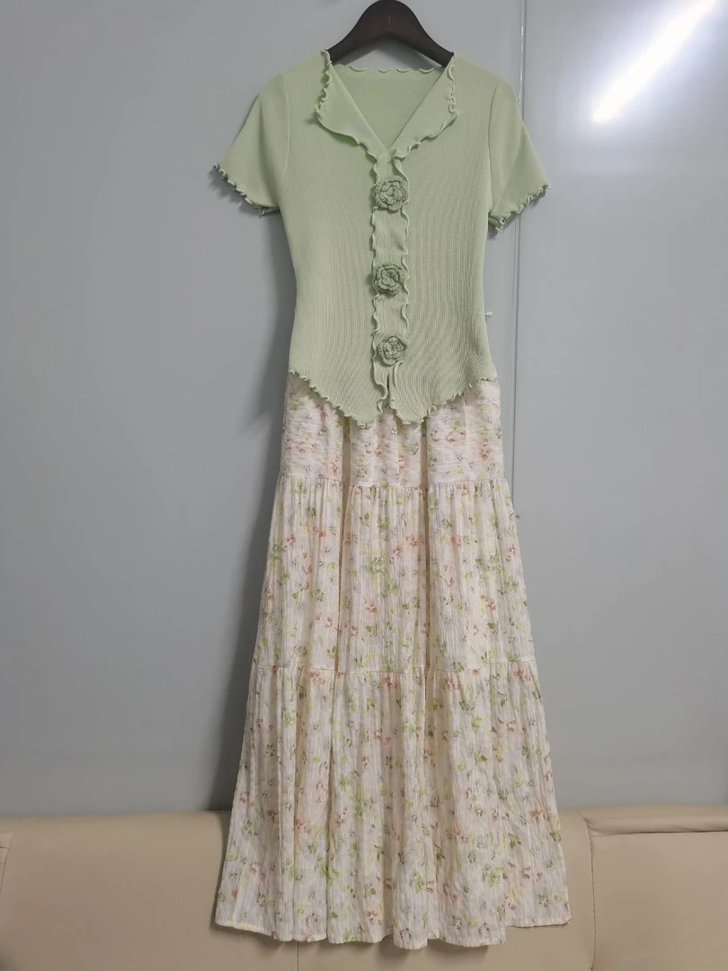 2025新款小碎花半身裙气质韩系仙女裙夏天温柔风清新百搭显瘦长裙