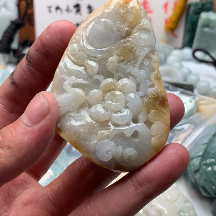 翡翠未镶嵌颈饰保真天然a货翡翠