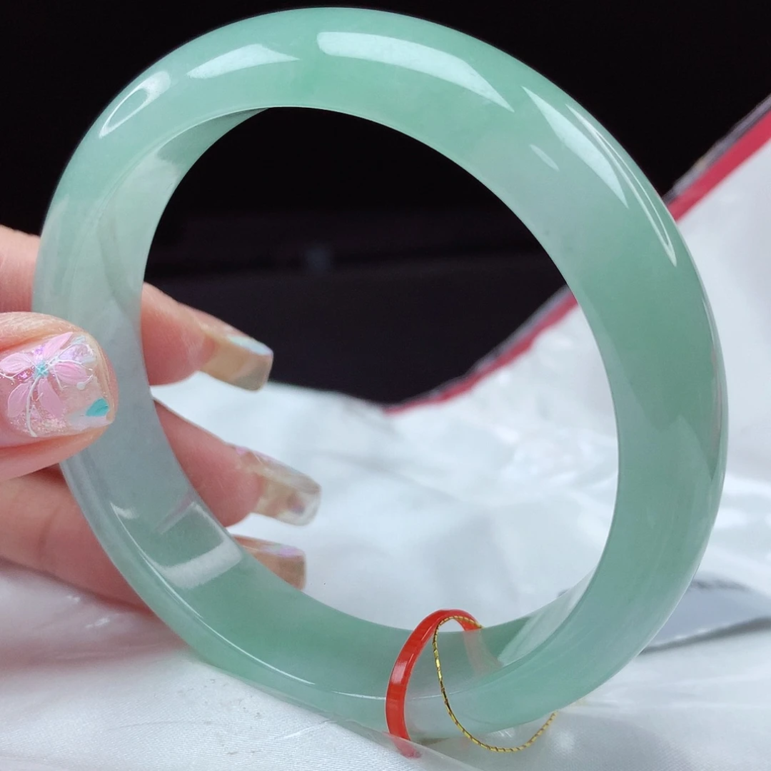 翡翠手镯未镶嵌58圈宽版3253