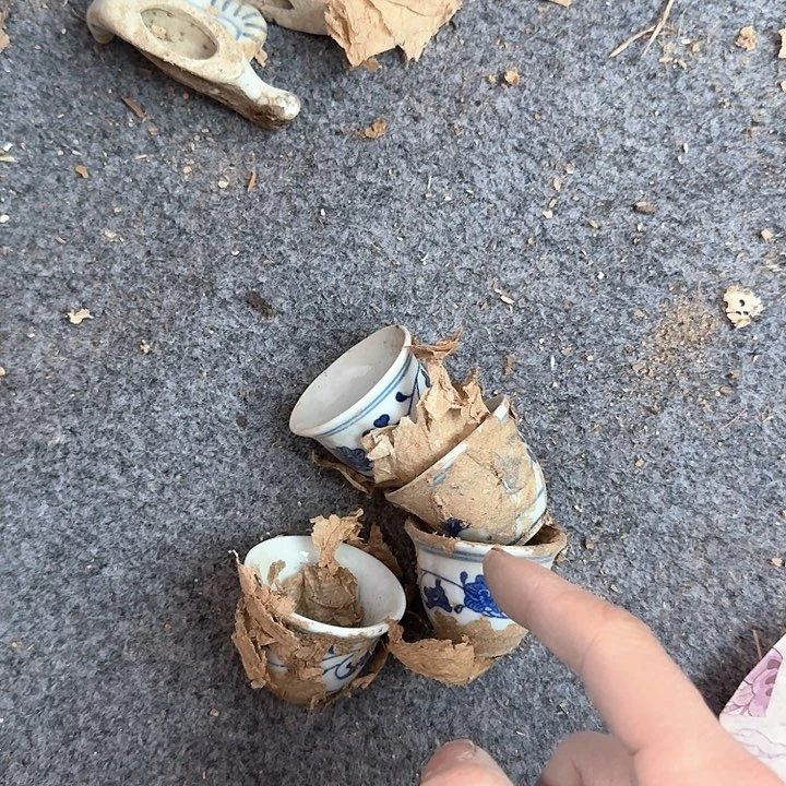 摆件景德镇陶瓷艺术博物酒杯