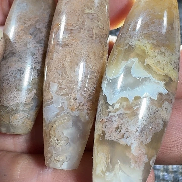 大***1玛瑙/玉髓未镶嵌颈饰