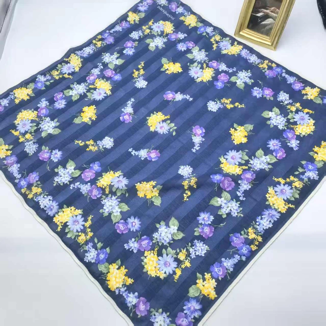 95新 YSL/圣罗兰 海囤/圣罗兰/丝巾/yy10777
