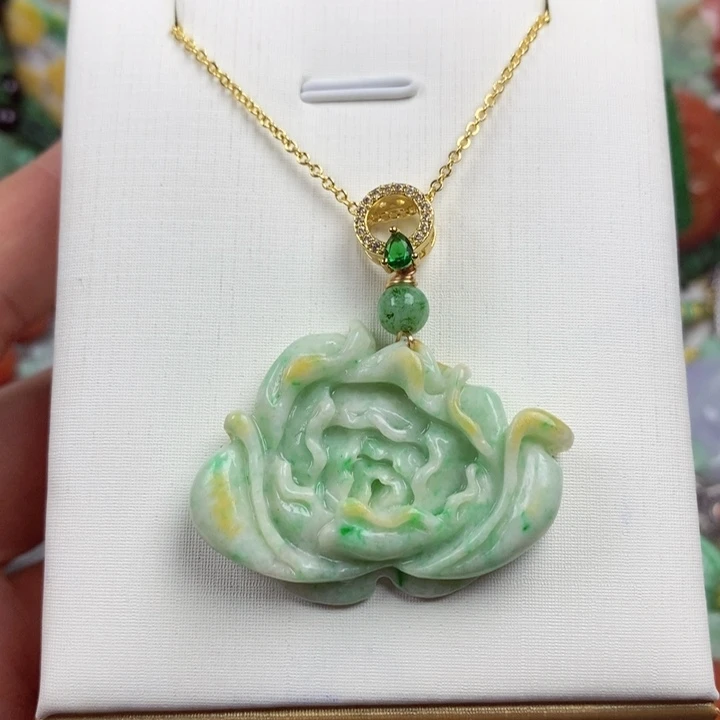 吊坠(赠链)未镶嵌翡翠