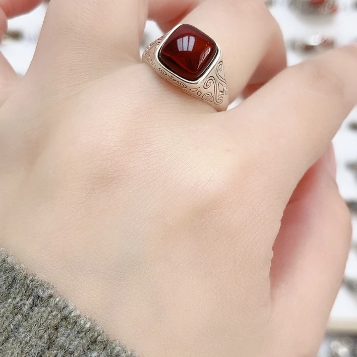 血珀戒指银S925镶嵌天然