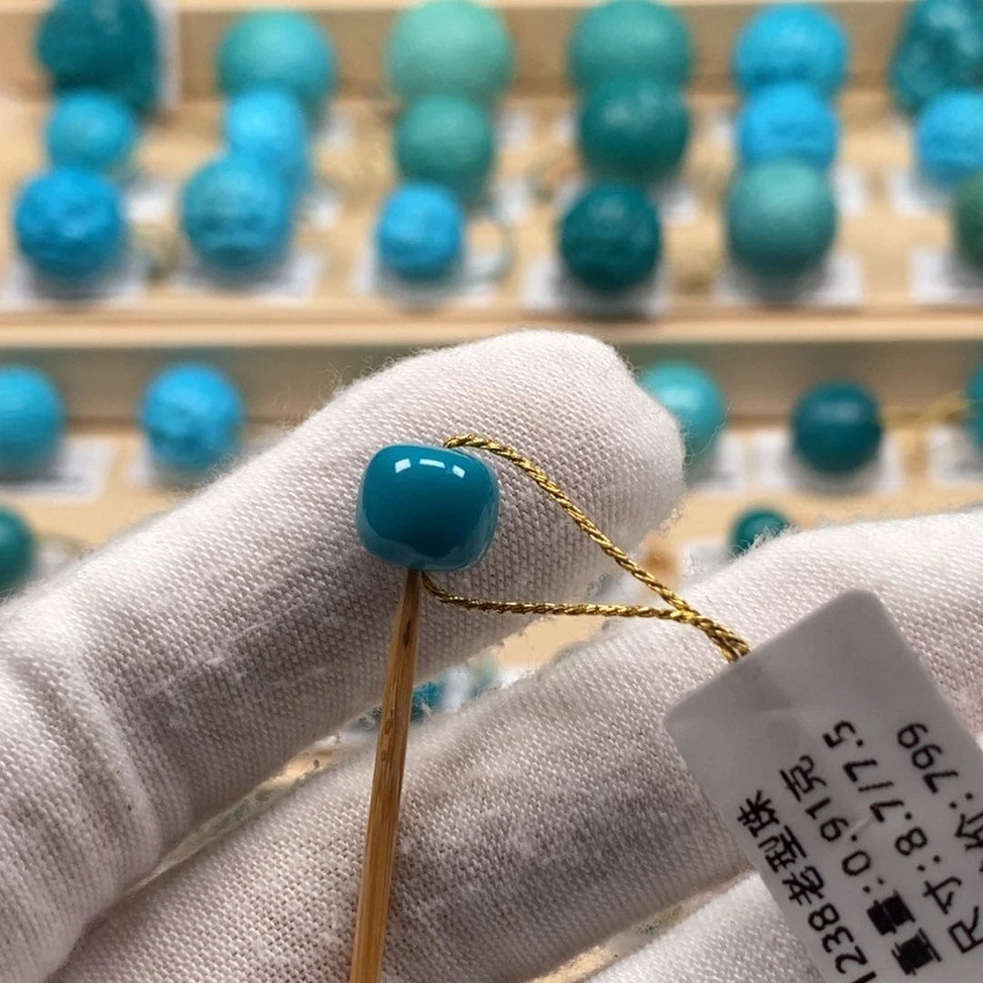 绿松石未镶嵌精品原矿高瓷绿松石