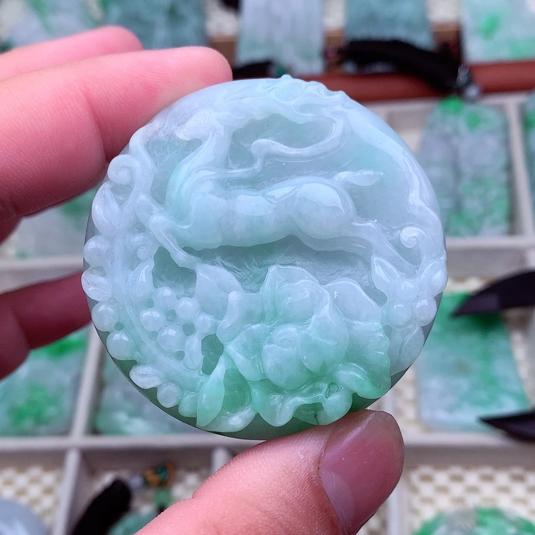 翡翠未镶嵌吊坠(不含链)