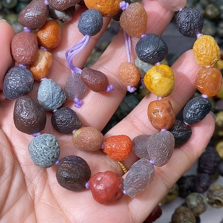 未镶嵌玛瑙/玉髓珠宝奇石清****?