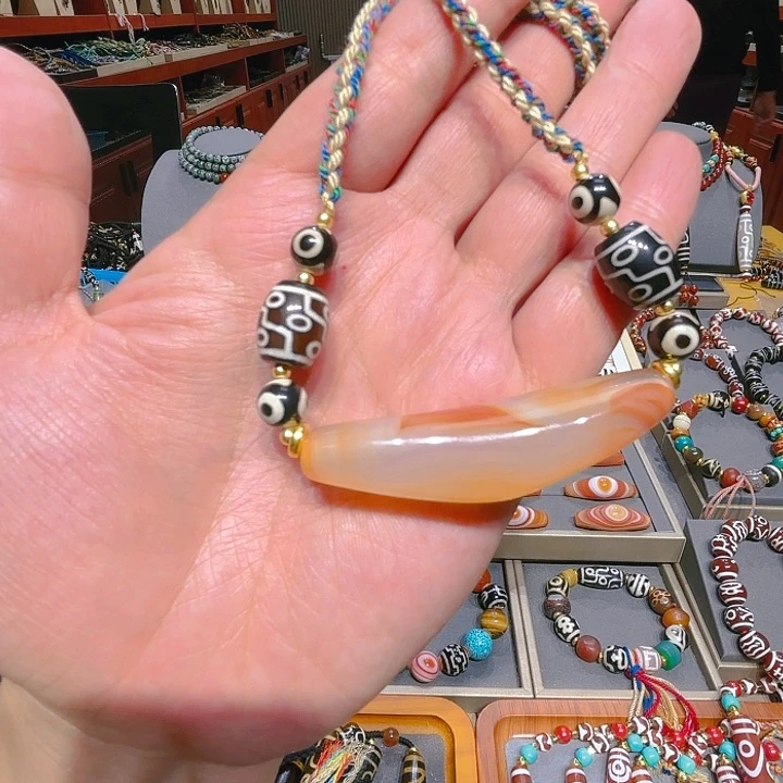 未镶嵌玛瑙/玉髓珠宝奇石