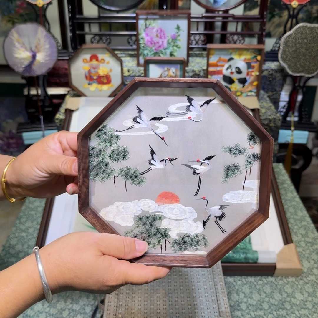 刺绣手工苏绣工艺制作技艺精湛