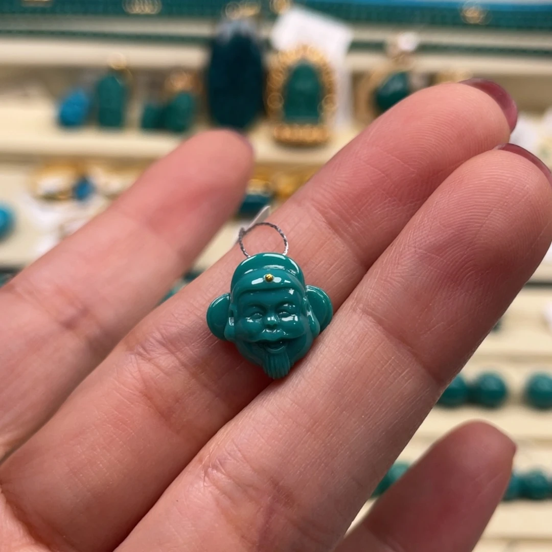 未镶嵌绿松石珠宝奇石