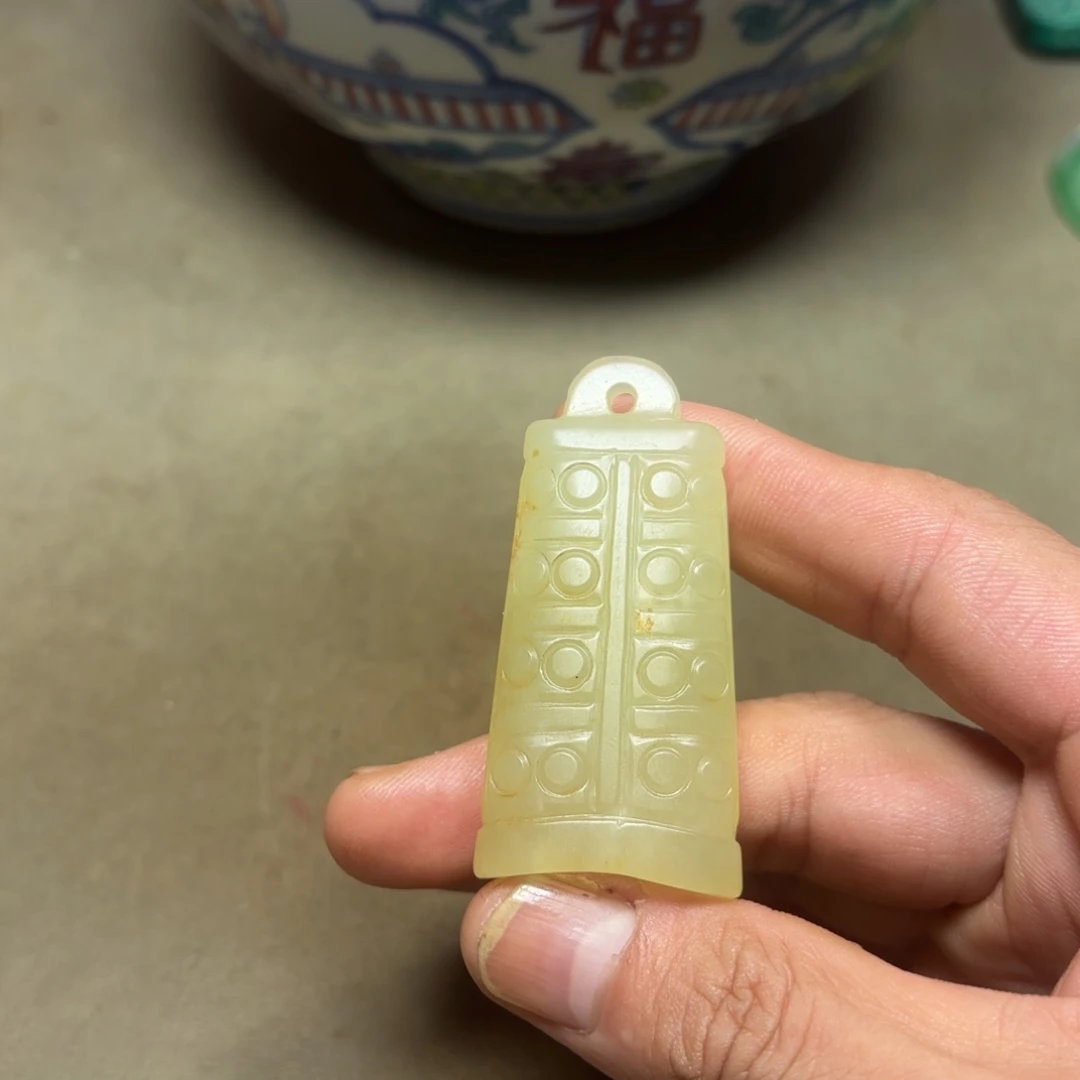 这个物件很老气啊