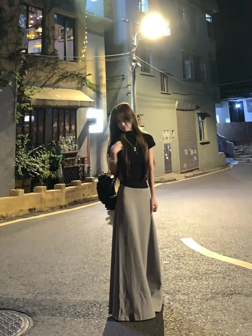 黑色收腰短袖T恤女灰色显瘦遮胯半身裙a字长裙子夏季时尚套装