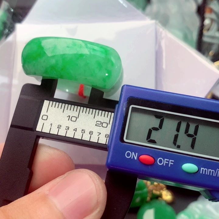 未镶嵌戒指翡翠A货