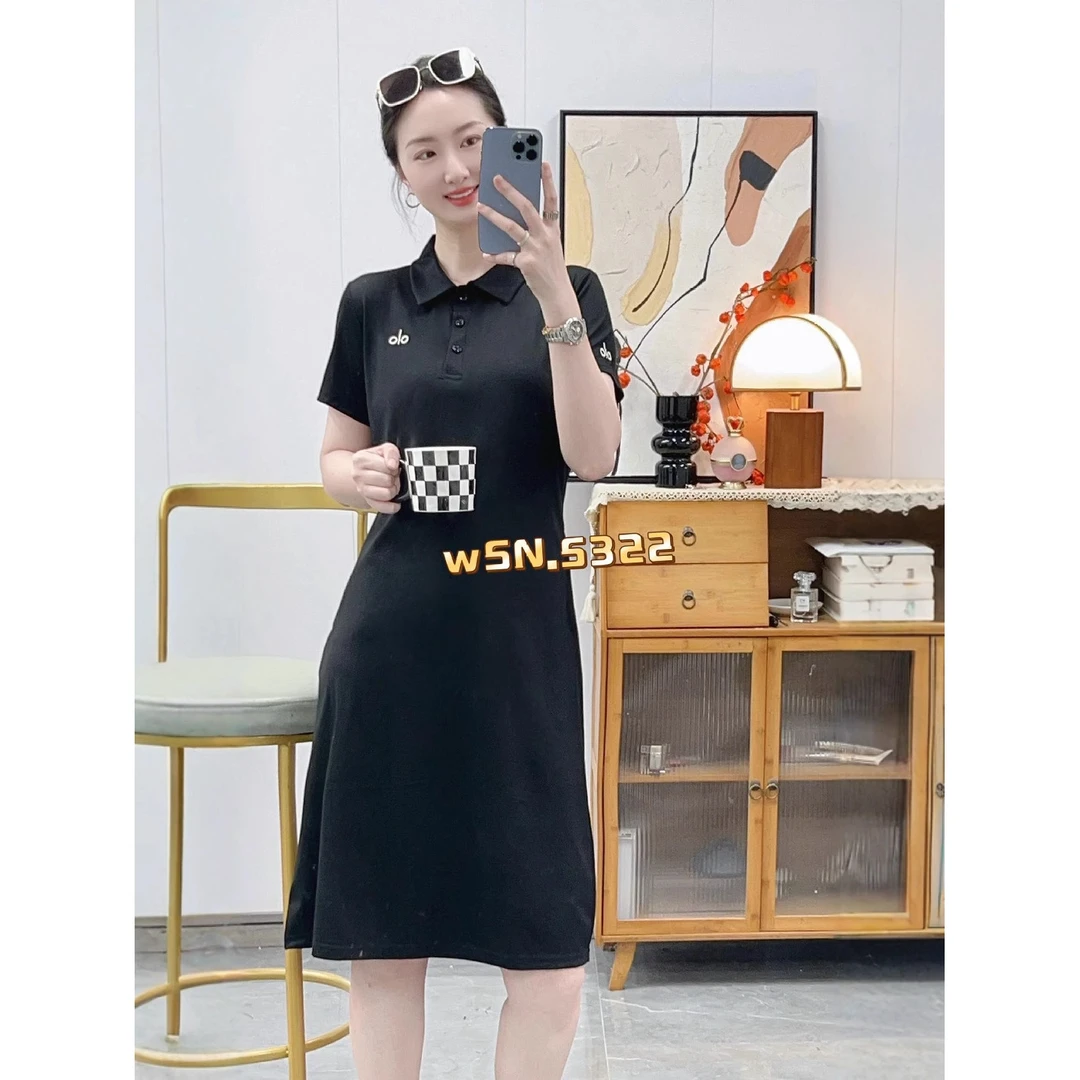2025刺绣POLO领套头短袖中长裙连衣裙女装夏季新款显瘦气质针织
