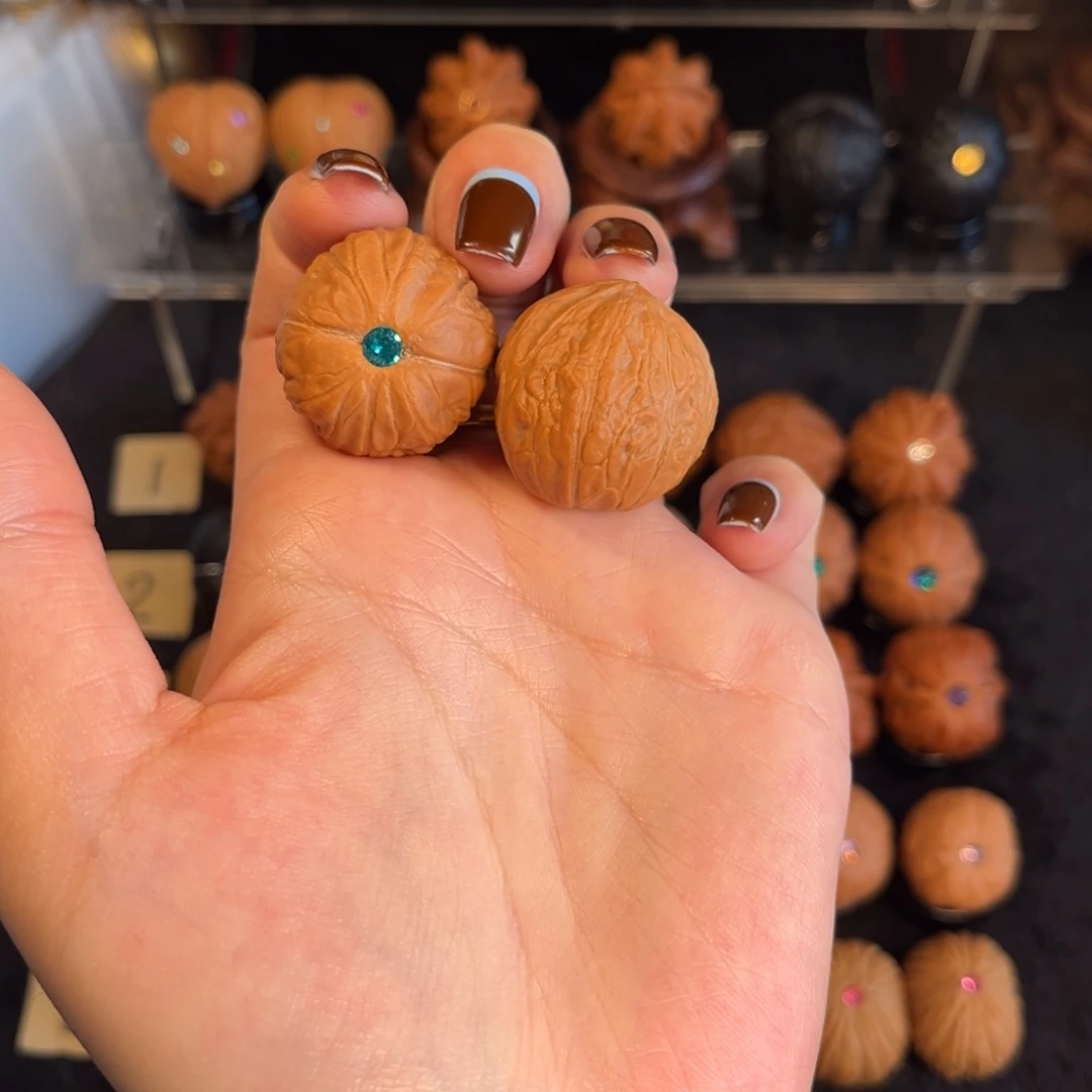 把件文玩核桃开播福利27尺野生小铁锤镶嵌款