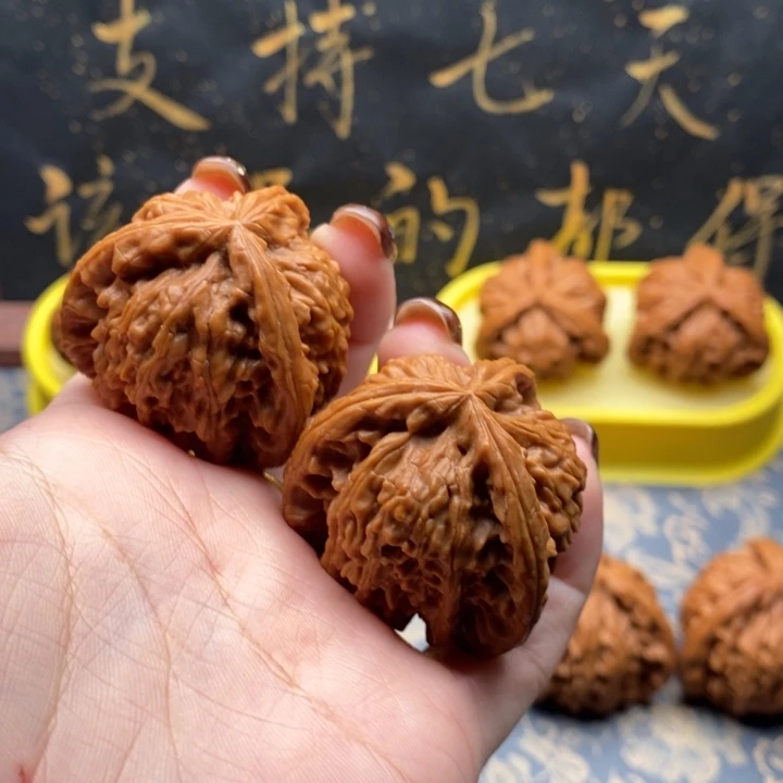 二***寶吊坠文玩核桃白狮子
