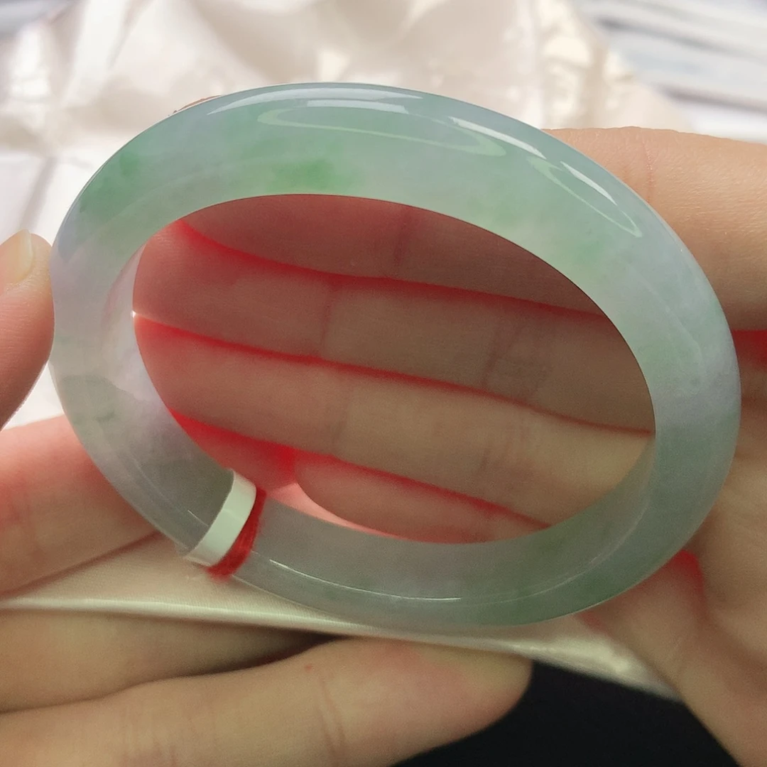 翡翠未镶嵌手镯贵妃53.8