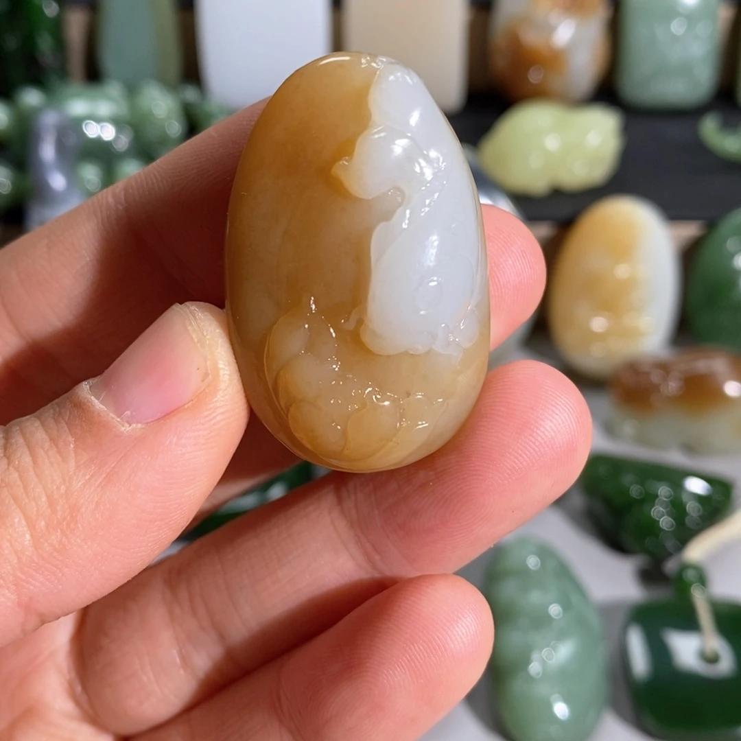 和田玉未镶嵌挂件