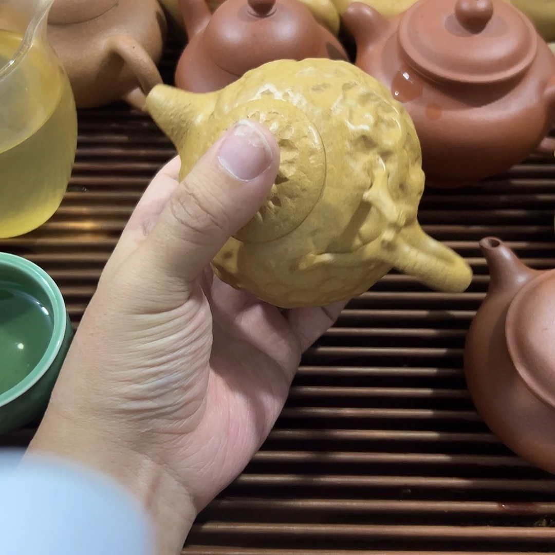 载***之茶壶紫砂黄金段如意