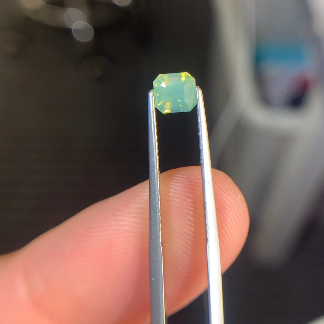 彩色蓝宝石裸石未镶嵌1克拉水鸭绿蓝宝石