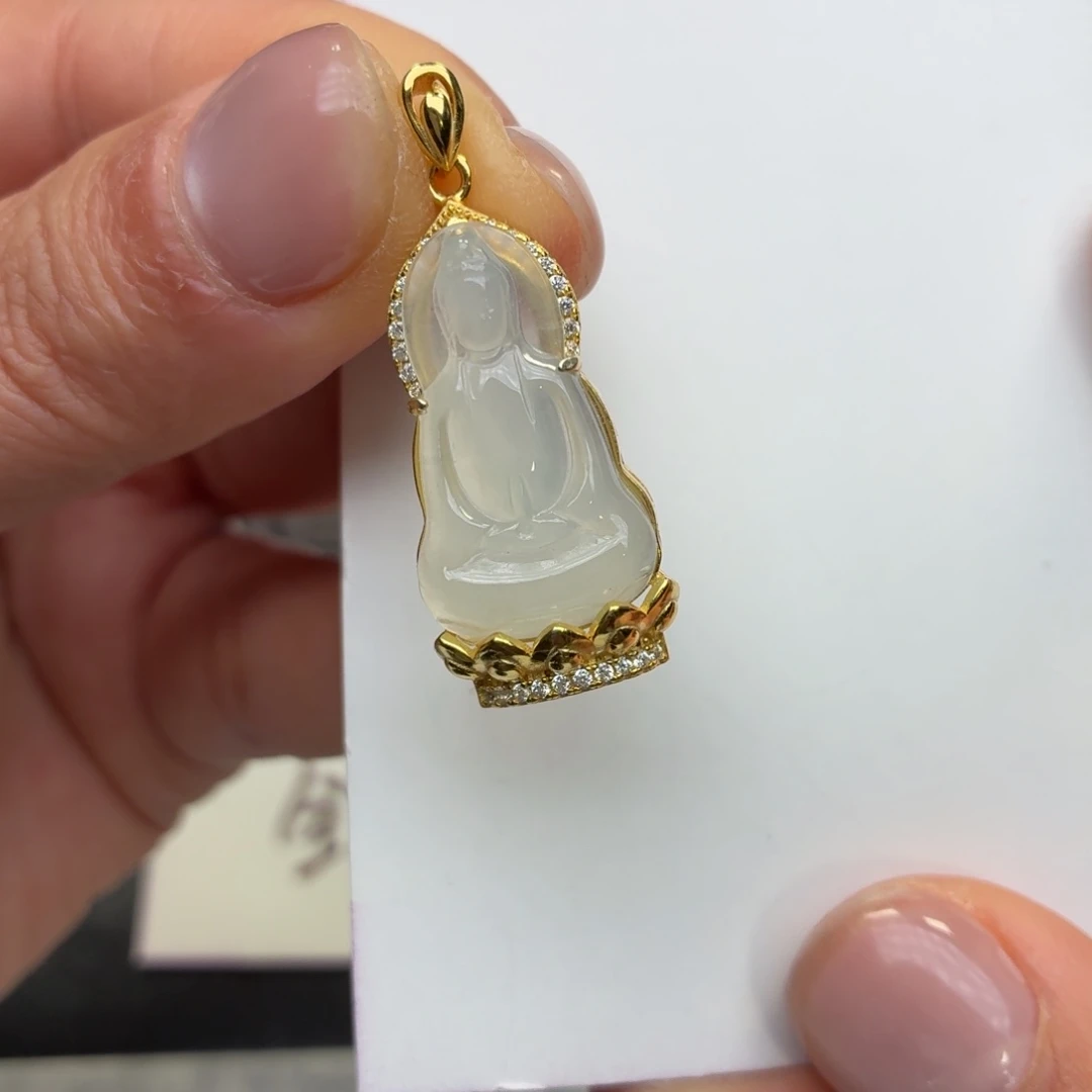 翡翠银S925镶嵌颈饰一刀切素衣观音