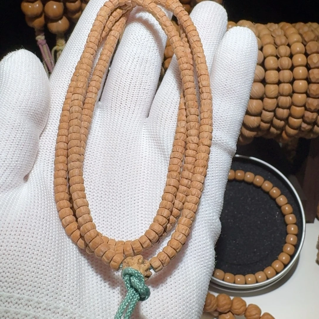 吊坠猴头核桃百香籽