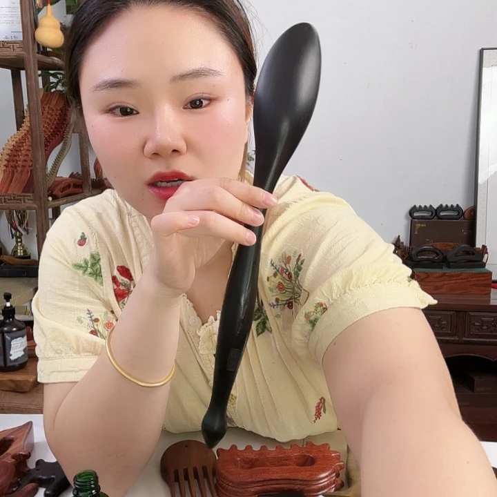 紫光檀莲花拍瑕疵