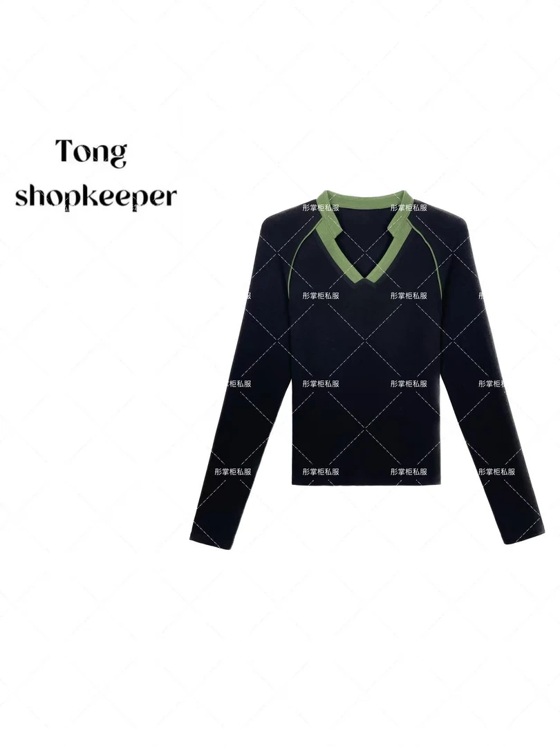QJ/彤掌柜1682668 秋冬2025绵羊毛美式几何裁剪秀场时髦酷帅上衣