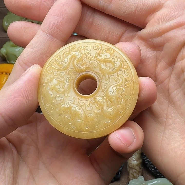 和田玉挂件未镶嵌