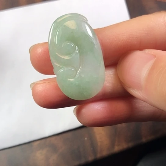 翡翠未镶嵌颈饰缅甸A货，每天下午1点半开播