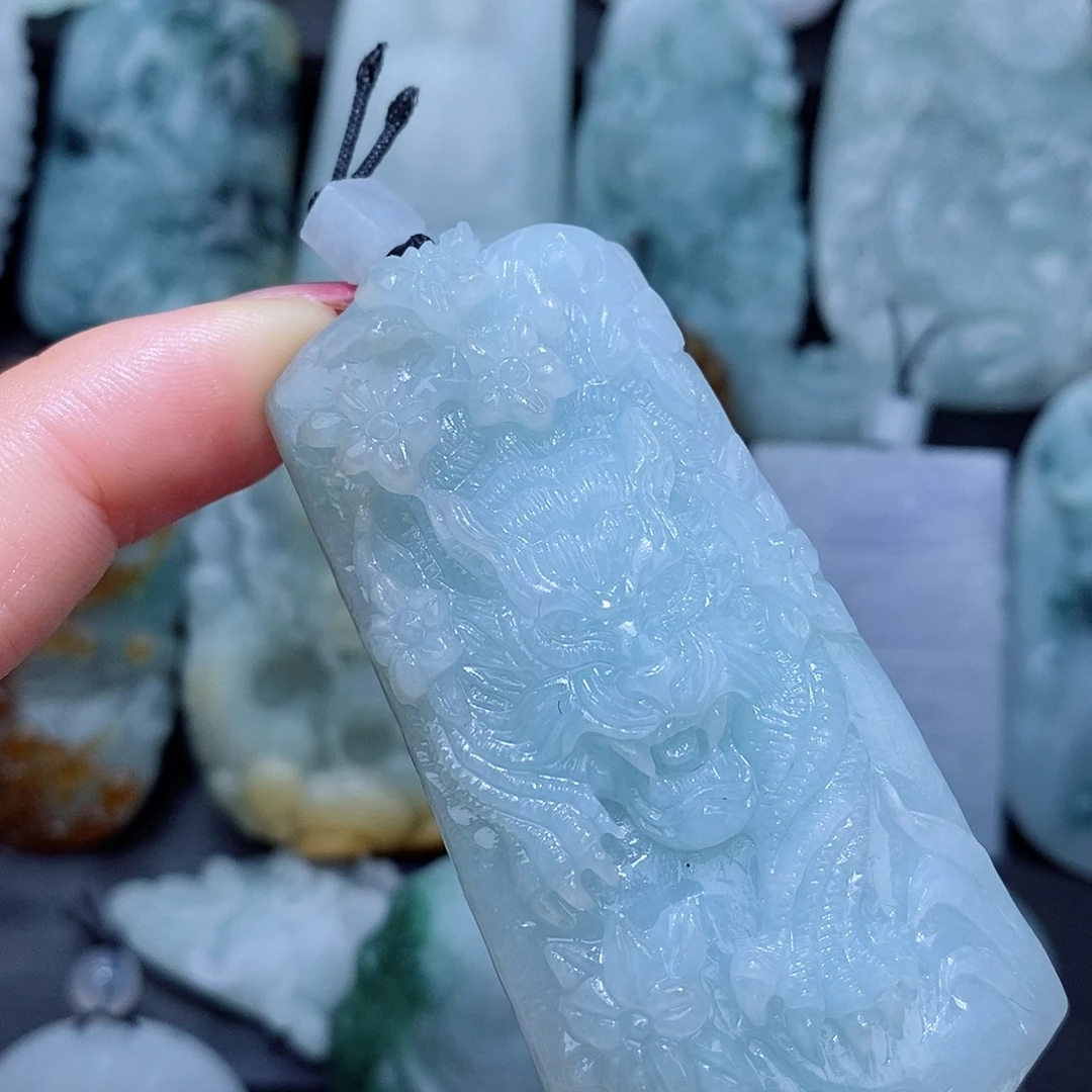 定制翡翠未镶嵌翡翠