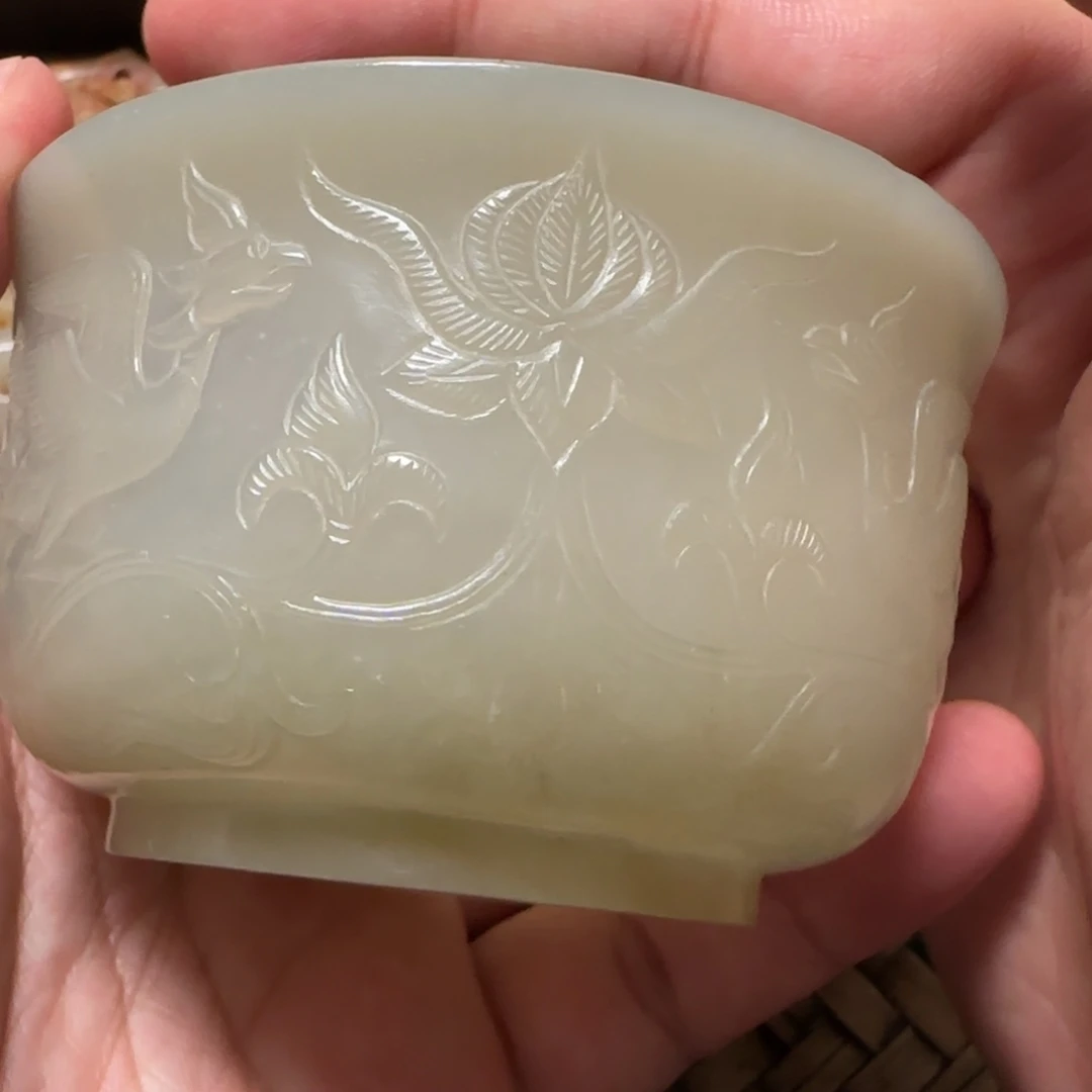 和田玉未镶嵌挂件去****?