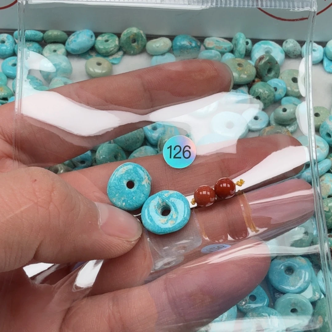 南红玛瑙未镶嵌珠宝奇石