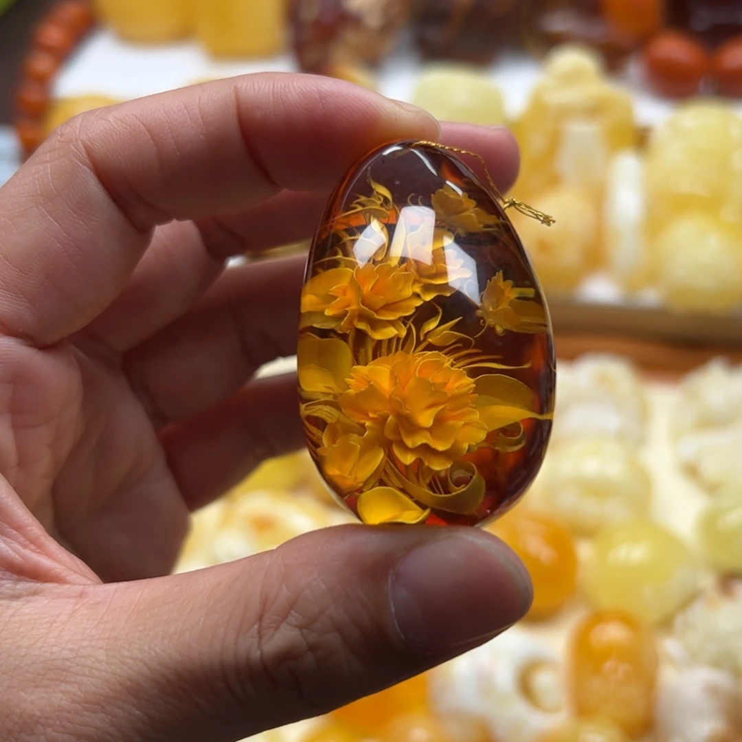 琥珀未镶嵌珠宝奇石