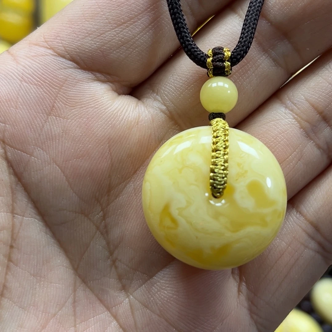 蜜蜡未镶嵌珠宝奇石