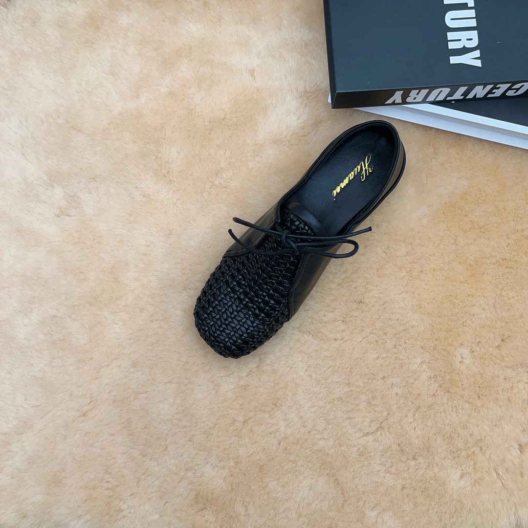 2025春夏镂空编织百搭浅口包头低跟真皮女单鞋软底