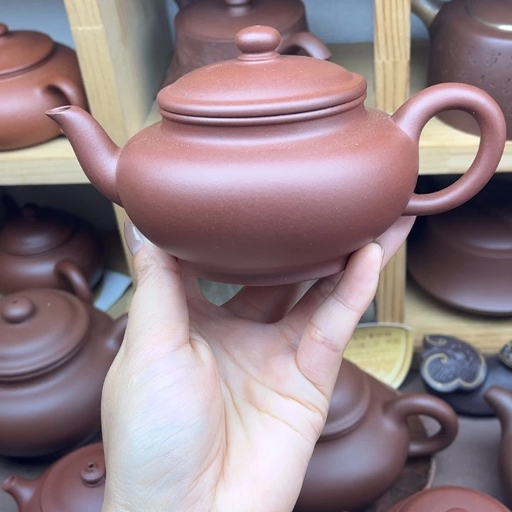 泥塑清水泥宫灯微瑕