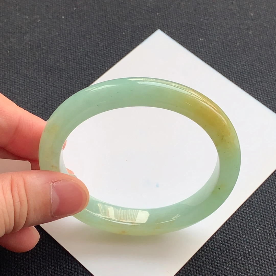 翡翠未镶嵌手镯12号