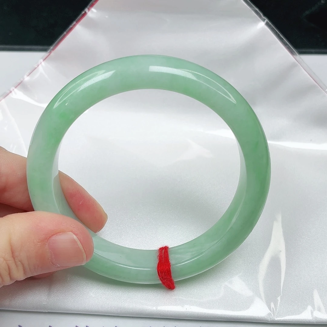 未镶嵌手镯翡翠翡翠