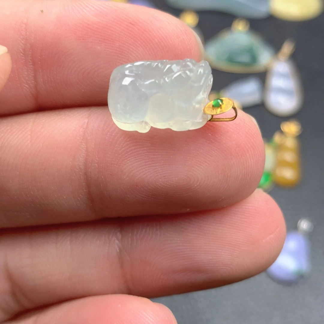 【闪购商品】颈饰18K金镶嵌翡翠翡翠