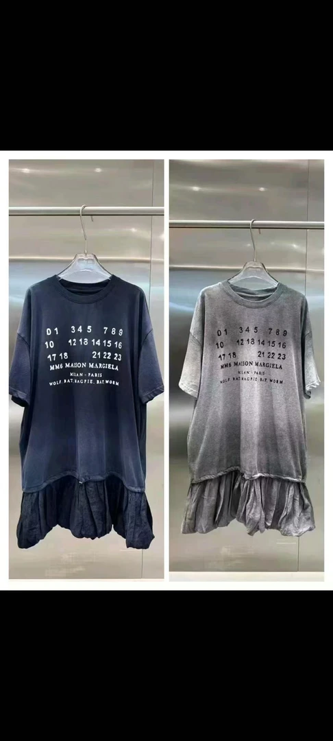 《27和yy家STUDIO》韩系遮肉款印花数字拼接抽绳卫衣裙