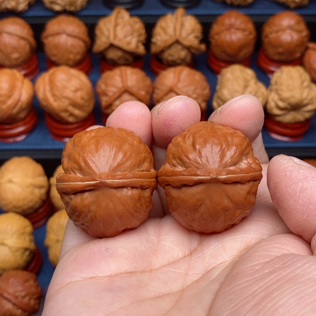 把件文玩核桃手捻野生精品大红袍