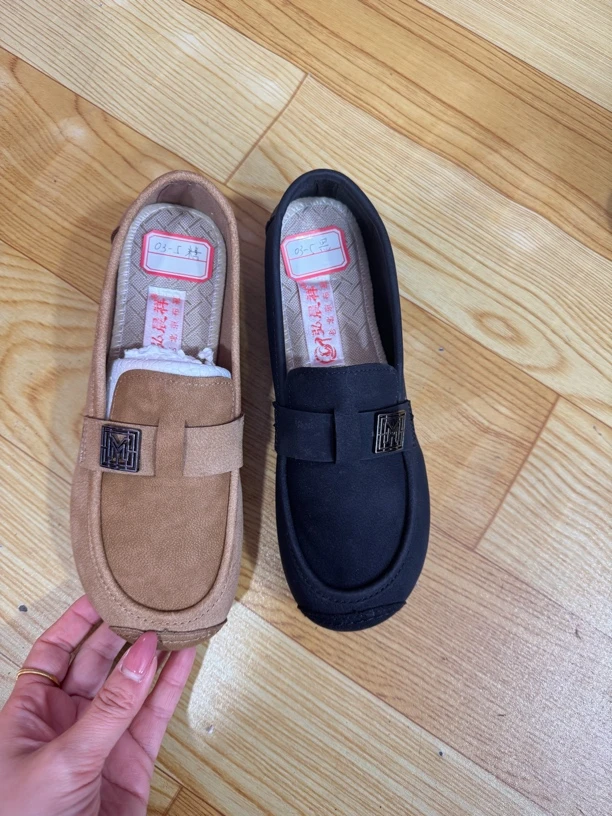 03-5超轻新款豆豆女士布鞋