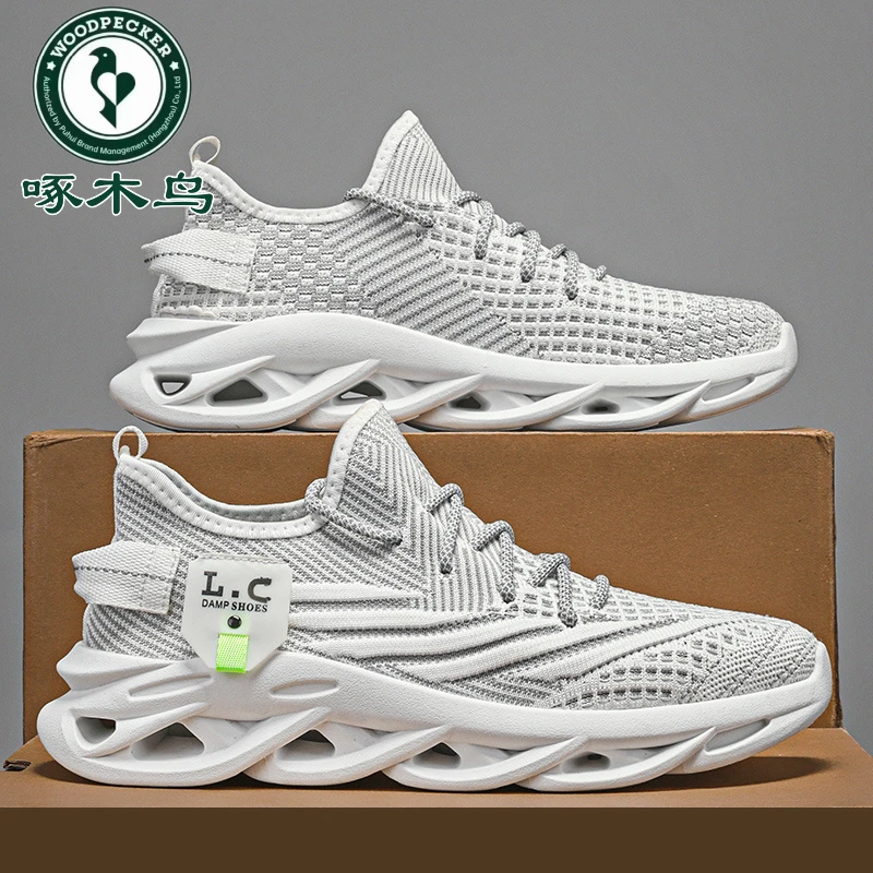 啄木鸟夏季透气飞织网孔男鞋厚底防滑轻便防臭跑步运动鞋网面男鞋