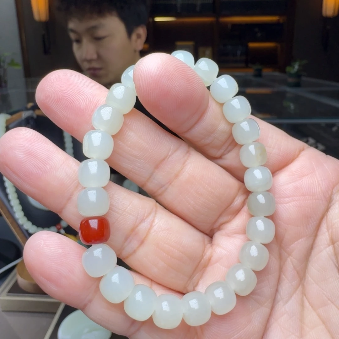 和田玉未镶嵌手串