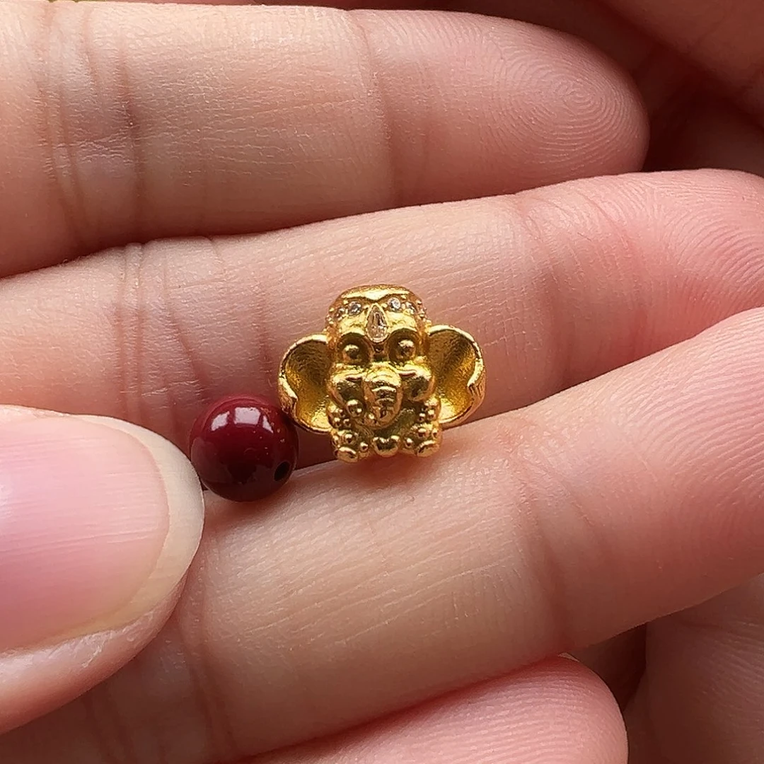 南红玛瑙颈饰未镶嵌
