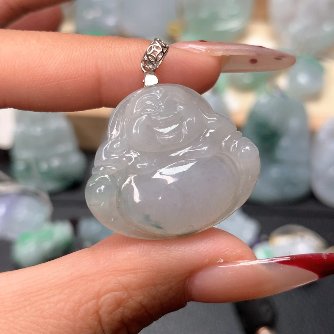 翡翠颈饰未镶嵌佛公吊坠